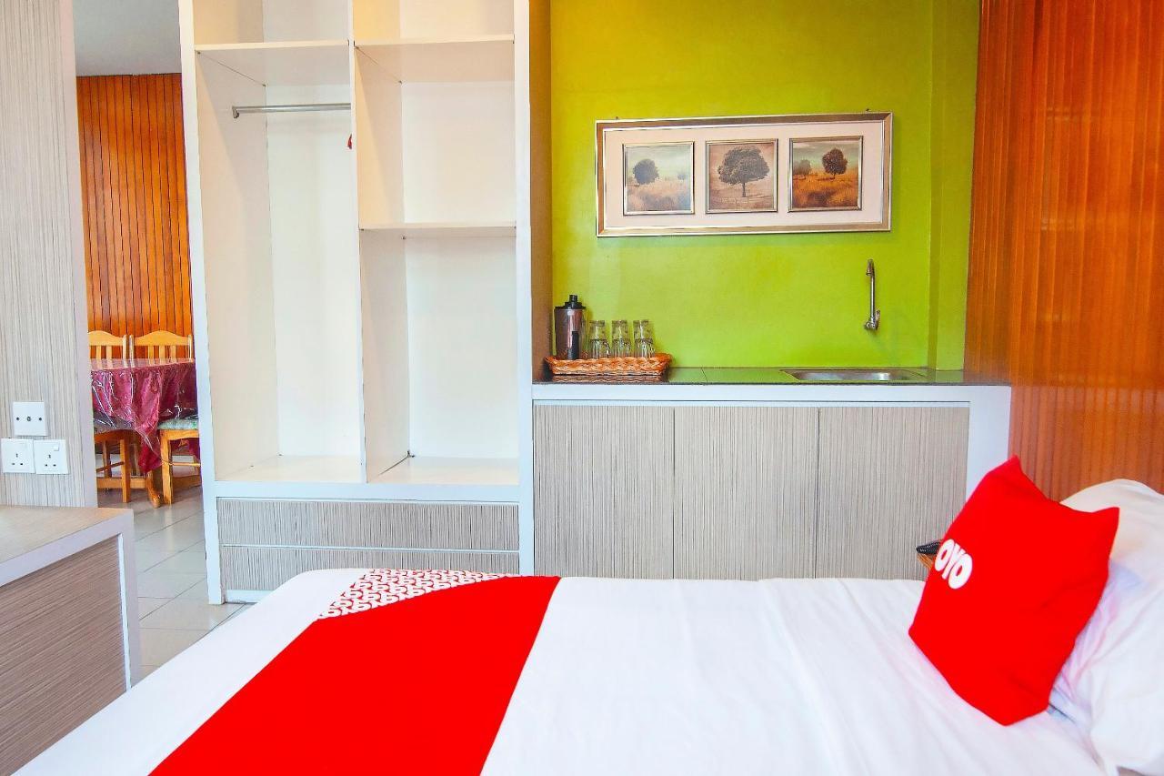 Oyo 89577 Kristal Hotel Keningau Экстерьер фото